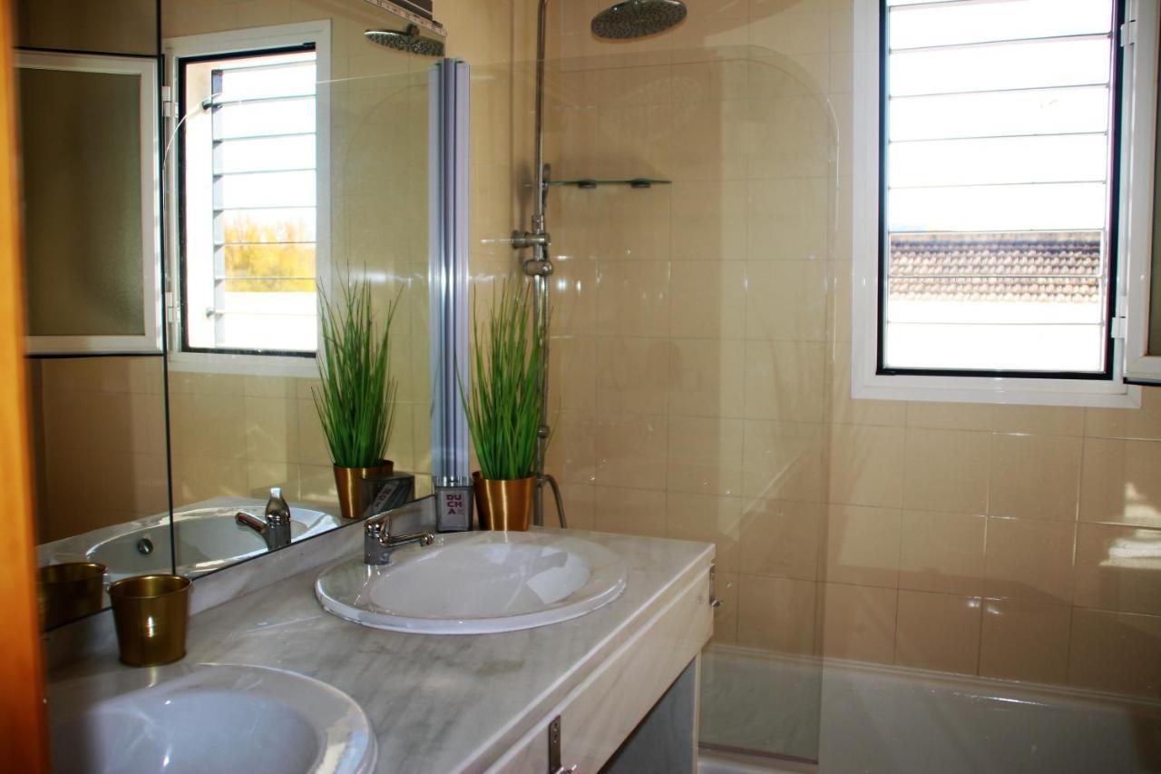 Lavanda Con Piscina Holiday home *